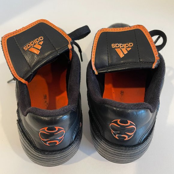 ADIDAS TELSTAR TRX HG J SOCCER CLEATS - Size 4.5Y – BLACK/WHITE/ORANGE 463288 - Picture 3 of 8